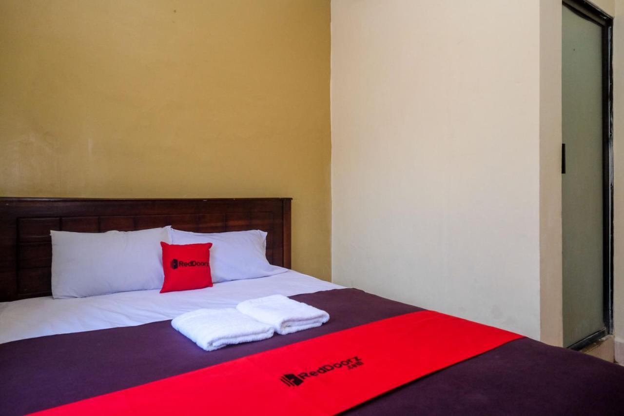 Reddoorz At Hotel Rich Parepare Near Pantai Mattirotasi מראה חיצוני תמונה