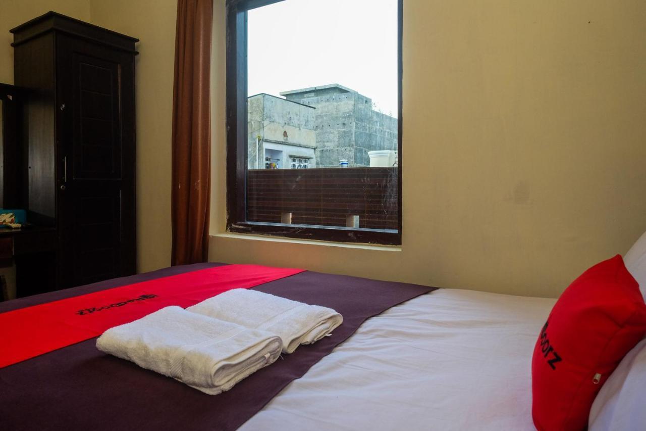 Reddoorz At Hotel Rich Parepare Near Pantai Mattirotasi מראה חיצוני תמונה