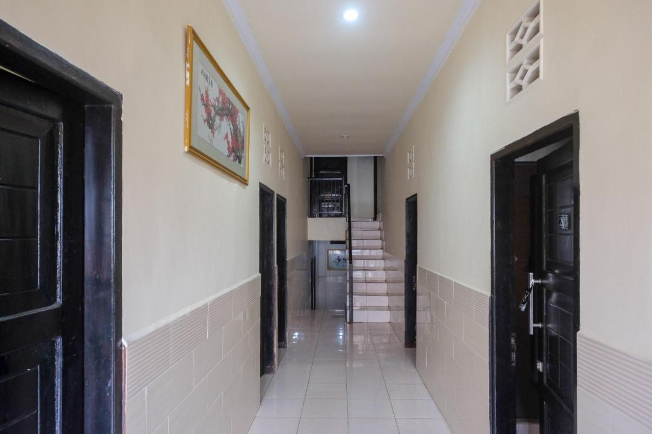Reddoorz At Hotel Rich Parepare Near Pantai Mattirotasi מראה חיצוני תמונה